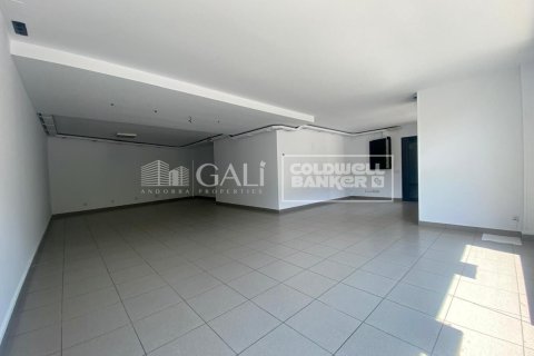 75 m² commercial property à vendre à Principado De Andorra (Ninguna Poblacion Tiene C.P.), Lleida, Catalonia, Spain № 5620 - photo 3