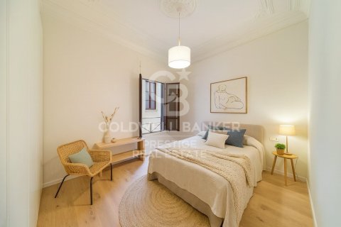 4 bedrooms apartment for sale in Barcelona, Catalonia, Spain № 5520 - photo 6