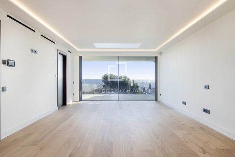 8 bedrooms villa for sale in Barcelona, Catalonia, Spain № 3735 - photo 27