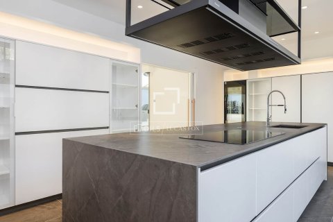8 bedrooms villa for sale in Barcelona, Catalonia, Spain № 3735 - photo 15