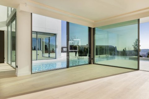 8 bedrooms villa for sale in Barcelona, Catalonia, Spain № 3735 - photo 8