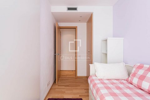 Купить квартиру в Барселона, Испания с 3 спальни, 82м², № 8636 - фото 23