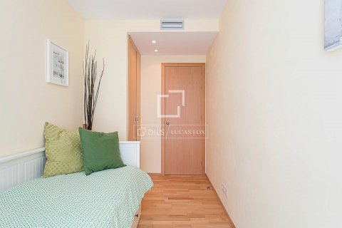 Купить квартиру в Барселона, Испания с 3 спальни, 82м², № 8636 - фото 27
