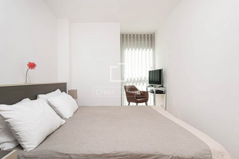 Купить квартиру в Барселона, Испания с 3 спальни, 82м², № 8636 - фото 4
