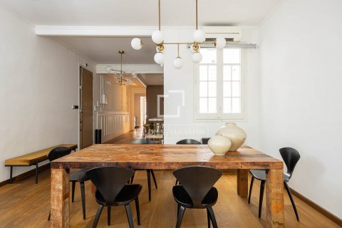 4 bedrooms apartment for rent in Barcelona, Catalonia, Spain № 8631 - photo 8