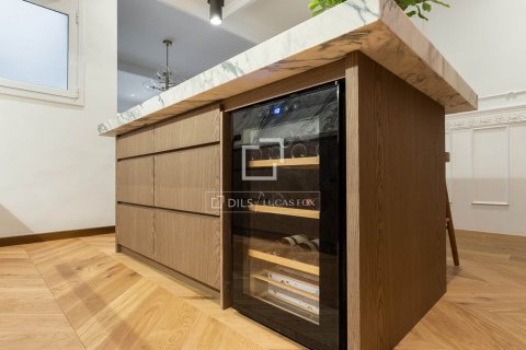 4 bedrooms apartment for rent in Barcelona, Catalonia, Spain № 8631 - photo 15