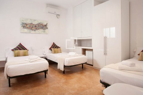7 bedrooms apartment for sale in Barcelona, Catalonia, Spain № 8632 - photo 4