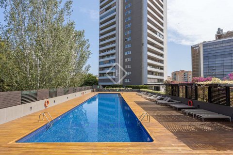 2 bedrooms apartment for sale in Barcelona, Catalonia, Spain № 8633 - photo 3