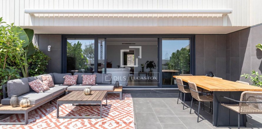 Villa de 5 dormitorios en alquiler en Esplugues de Llobregat, Barcelona, Cataluña, Spain № 8635