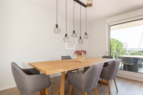 Villa de 5 dormitorios en alquiler en Esplugues de Llobregat, Barcelona, Cataluña, Spain № 8635 - foto 6
