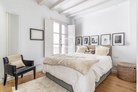 3 bedrooms apartment for sale in Barcelona, Catalonia, Spain № 8555 - photo 9