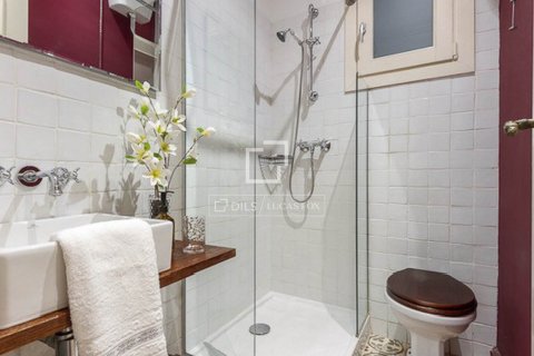 2 bedrooms apartment for sale in Barcelona, Catalonia, Spain № 8558 - photo 21