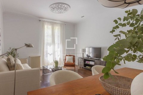 2 bedrooms apartment for sale in Barcelona, Catalonia, Spain № 8558 - photo 6