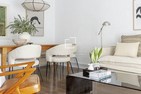 2 bedrooms apartment for sale in Barcelona, Catalonia, Spain № 8558 - photo 8