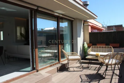 2 bedrooms apartment for sale in Barcelona, Catalonia, Spain № 6984 - photo 3