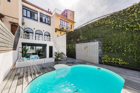 4 bedrooms house for sale in Barcelona, Catalonia, Spain № 6978