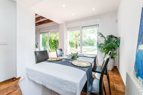 4 bedrooms villa for sale in Sitges, Barcelona, Catalonia, Spain № 3716 - photo 14
