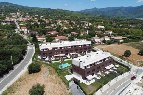Can Draper Residencial Fase III in L'Ametlla Del Valles № 3306
