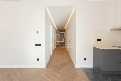 3 bedrooms apartment for sale in Barcelona, Catalonia, Spain № 4155 - photo 23