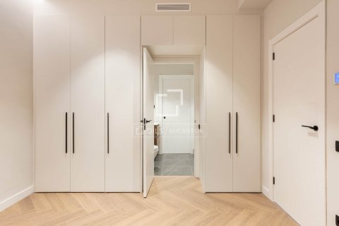 3 bedrooms apartment for sale in Barcelona, Catalonia, Spain № 4155 - photo 18
