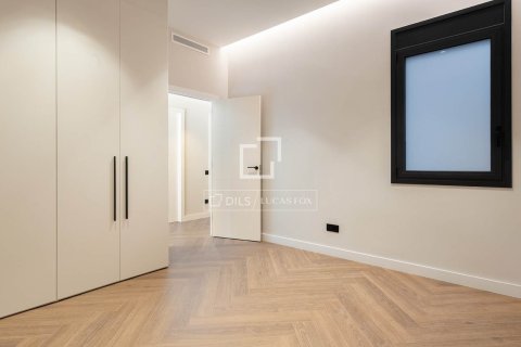 3 bedrooms apartment for sale in Barcelona, Catalonia, Spain № 4155 - photo 29