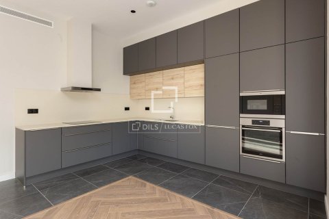 3 bedrooms apartment for sale in Barcelona, Catalonia, Spain № 4155 - photo 6