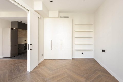 2 bedrooms apartment for sale in Barcelona, Catalonia, Spain № 4157 - photo 7
