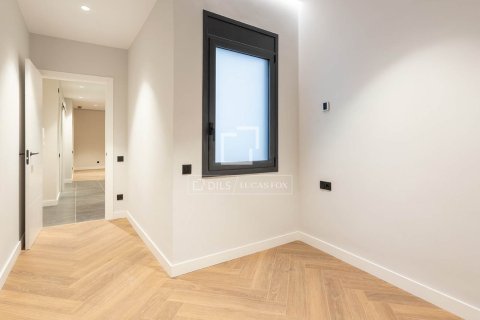 2 bedrooms apartment for sale in Barcelona, Catalonia, Spain № 4157 - photo 18