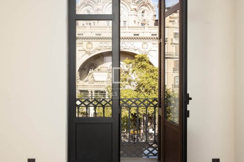 2 bedrooms apartment for sale in Barcelona, Catalonia, Spain № 4157 - photo 6