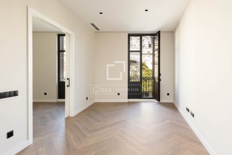 2 bedrooms apartment for sale in Barcelona, Catalonia, Spain № 4157 - photo 27