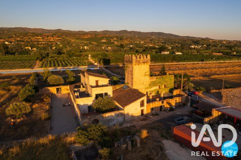8 bedrooms castles for sale in Tortosa, Tarragona, Catalonia, Spain № 8469 - photo 4