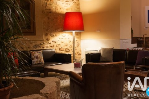 8 bedrooms castles for sale in Tortosa, Tarragona, Catalonia, Spain № 8469 - photo 27