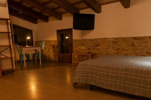 8 bedrooms castles for sale in Tortosa, Tarragona, Catalonia, Spain № 8469 - photo 18