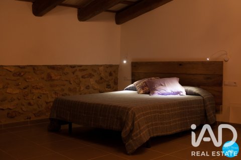 8 bedrooms castles for sale in Tortosa, Tarragona, Catalonia, Spain № 8469 - photo 17