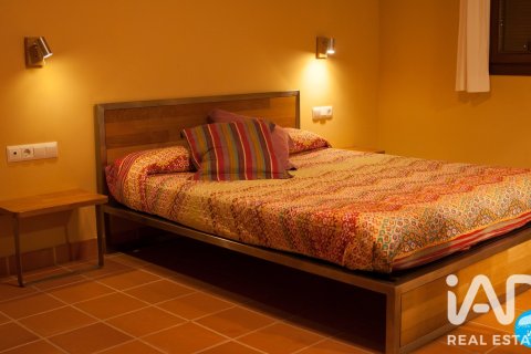 8 bedrooms castles for sale in Tortosa, Tarragona, Catalonia, Spain № 8469 - photo 14
