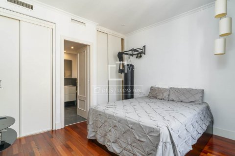3 bedrooms apartment for sale in Barcelona, Catalonia, Spain № 8811 - photo 15