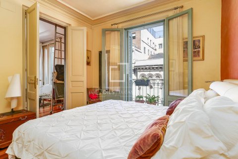 3 bedrooms apartment for sale in Barcelona, Catalonia, Spain № 8811 - photo 14