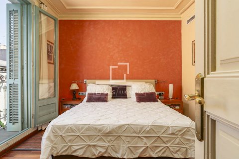 3 bedrooms apartment for sale in Barcelona, Catalonia, Spain № 8811 - photo 13
