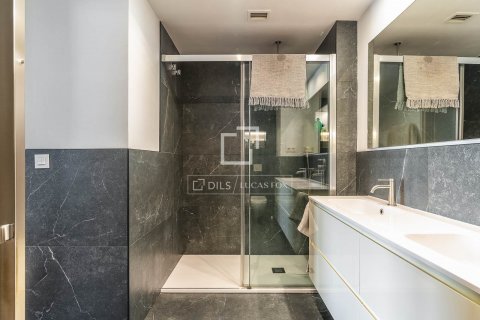 3 bedrooms apartment for sale in Barcelona, Catalonia, Spain № 8811 - photo 19