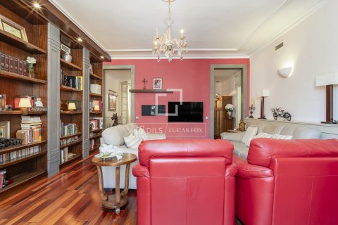3 bedrooms apartment for sale in Barcelona, Catalonia, Spain № 8811 - photo 11