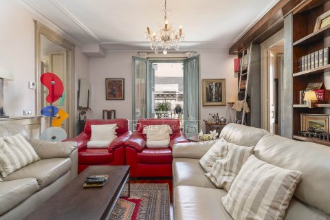 3 bedrooms apartment for sale in Barcelona, Catalonia, Spain № 8811 - photo 9