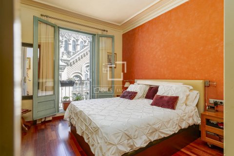 3 bedrooms apartment for sale in Barcelona, Catalonia, Spain № 8811 - photo 5