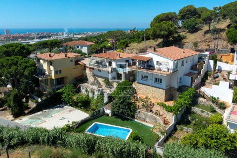 4 bedrooms villa for sale in Cabrils, Barcelona, Catalonia, Spain № 8812 - photo 17