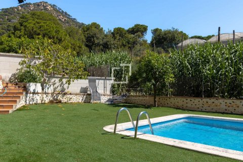 4 bedrooms villa for sale in Cabrils, Barcelona, Catalonia, Spain № 8812 - photo 18