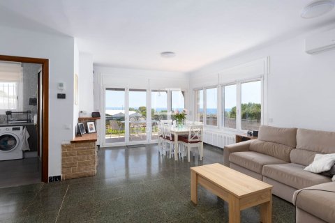 4 bedrooms villa for sale in Cabrils, Barcelona, Catalonia, Spain № 8812 - photo 2