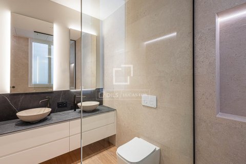 3 chambres apartment à vendre à Barcelona, Catalonia, Spain № 8814 - photo 26