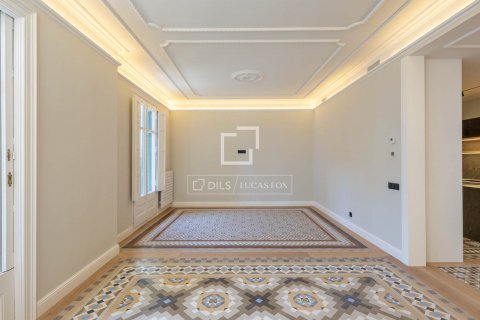 3 chambres apartment à vendre à Barcelona, Catalonia, Spain № 8814