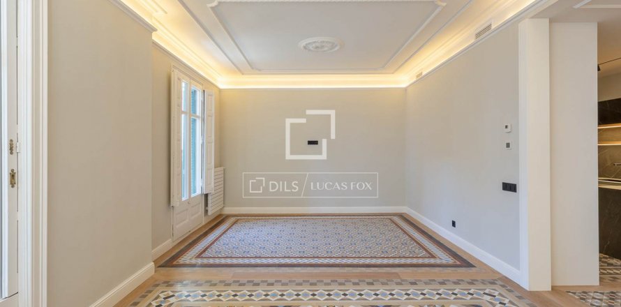 3 chambres apartment à vendre à Barcelona, Catalonia, Spain № 8814