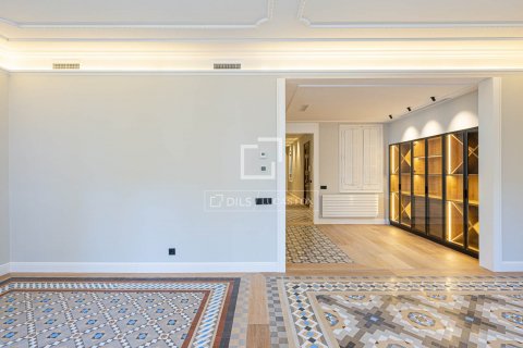 3 chambres apartment à vendre à Barcelona, Catalonia, Spain № 8814 - photo 5