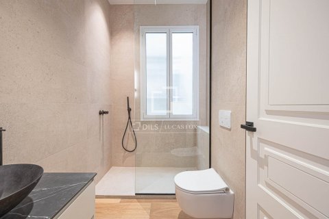 3 chambres apartment à vendre à Barcelona, Catalonia, Spain № 8814 - photo 14